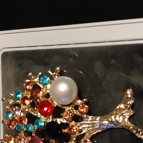 3/$40 Tree of Life Brooch 2 inch - Picture 3 of 8